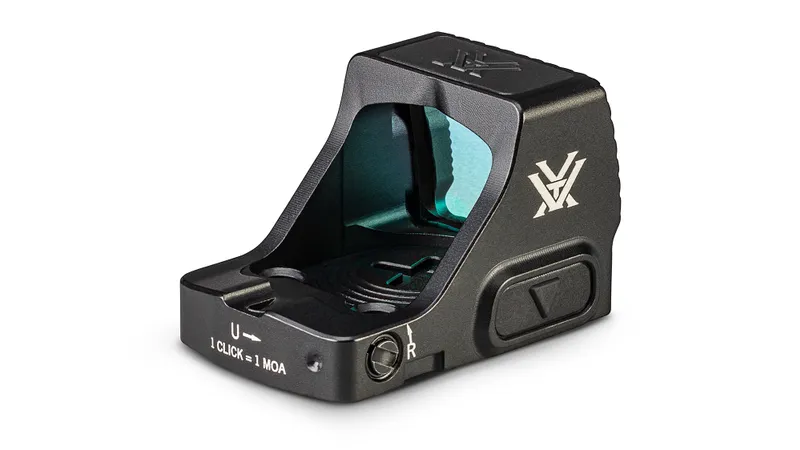 vtx_rd_defenderccw_greendot_br_w_1